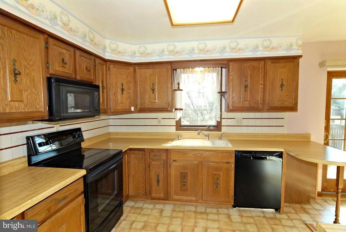 3734 Concordia Road Columbia, PA 17512 - Photo 6 of 33 Gallery Image 6
