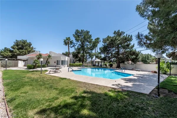 $219,000 | 1939 Cutlass Drive, Henderson, NV 89014