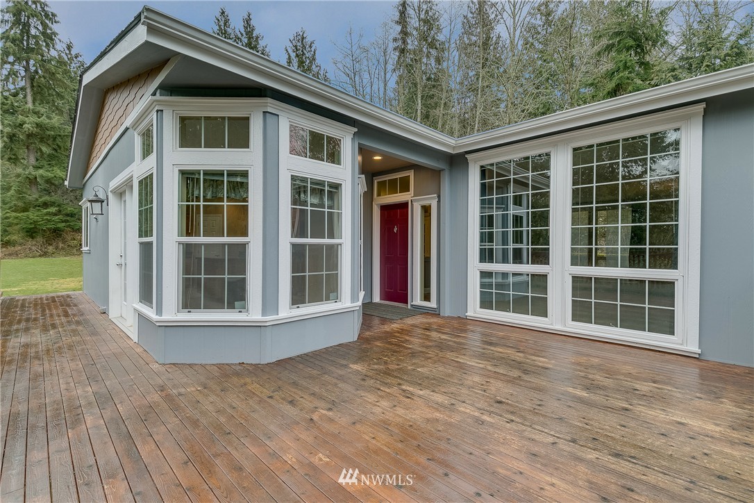 16103 Mountain View Road Mount Vernon, WA 98274 - Photo 1 of 21 Gallery Image 1