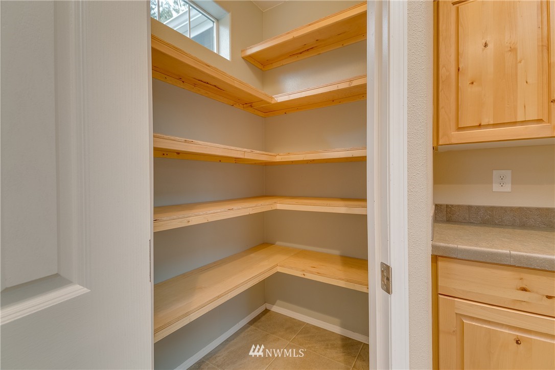16103 Mountain View Road Mount Vernon, WA 98274 - Photo 7 of 21 Gallery Image 7