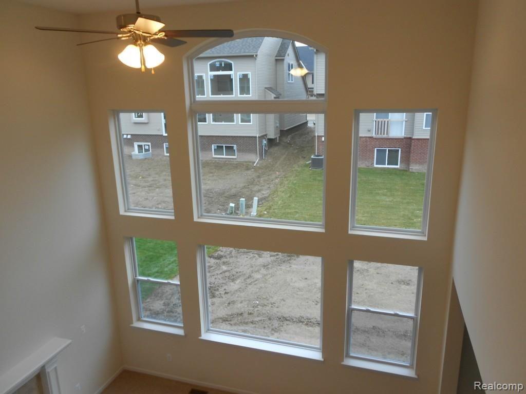 27585 Cromwell Road Novi, MI 48374 - Photo 24 of 25 DSCN3401.jpg