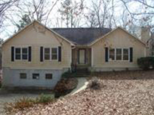 1376 East Wesley Chapel Road Byron, GA 31008 - Photo 1 of 19 Primary Photo