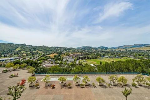 $585,000 | 100 Thorndale Drive, Unit 412, San Rafael, CA 94903