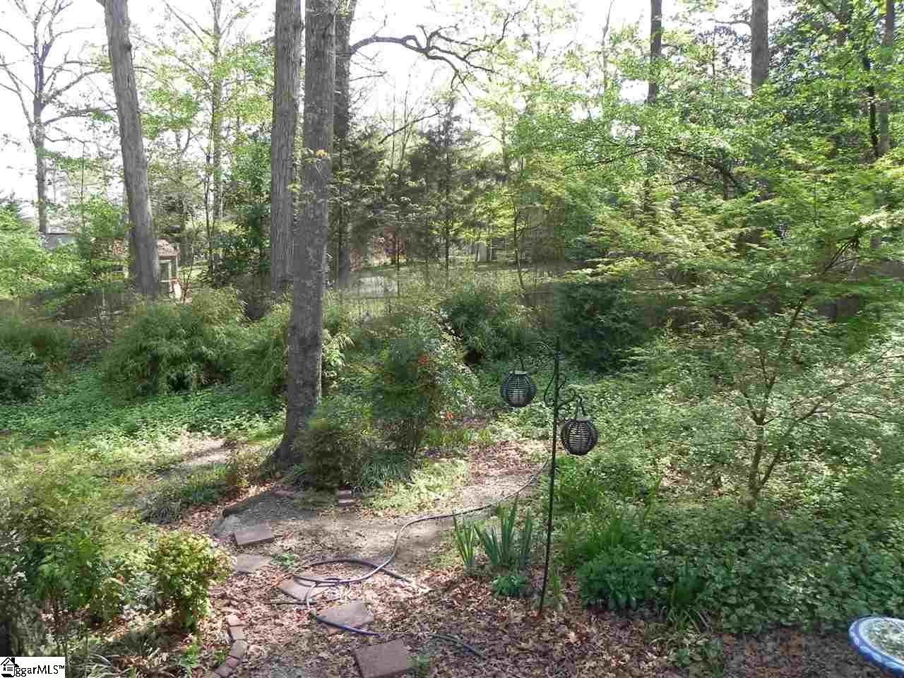 110 Bayberry Road Greer, SC 29650 - Photo 18 of 19 Gallery Image 18