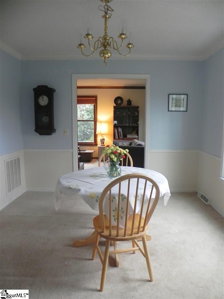 110 Bayberry Road Greer, SC 29650 - Photo 6 of 19 Gallery Image 6