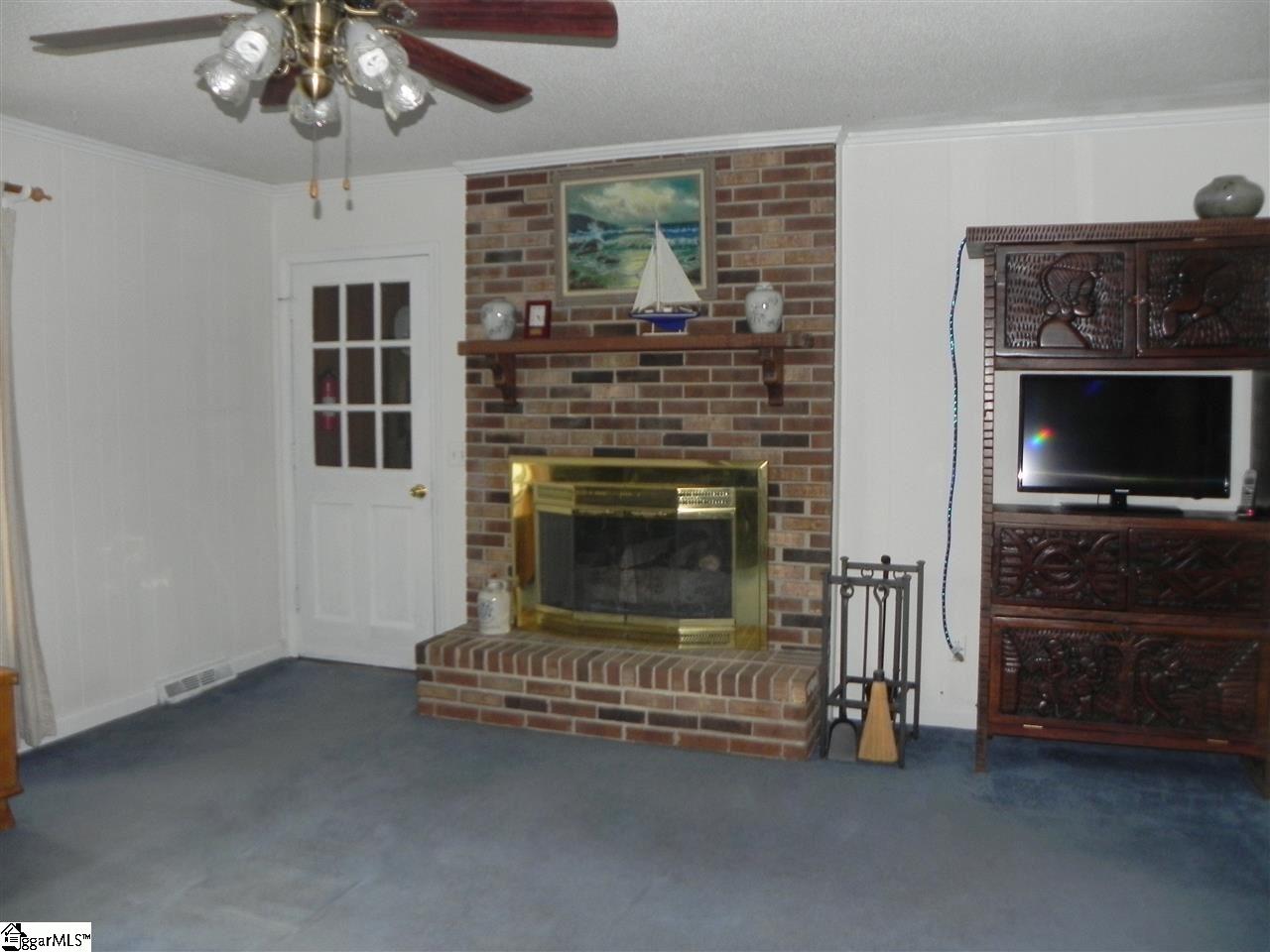 110 Bayberry Road Greer, SC 29650 - Photo 9 of 19 Gallery Image 9