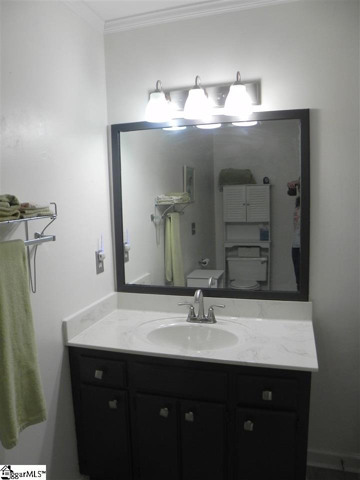 110 Bayberry Road Greer, SC 29650 - Photo 10 of 19 Gallery Image 10