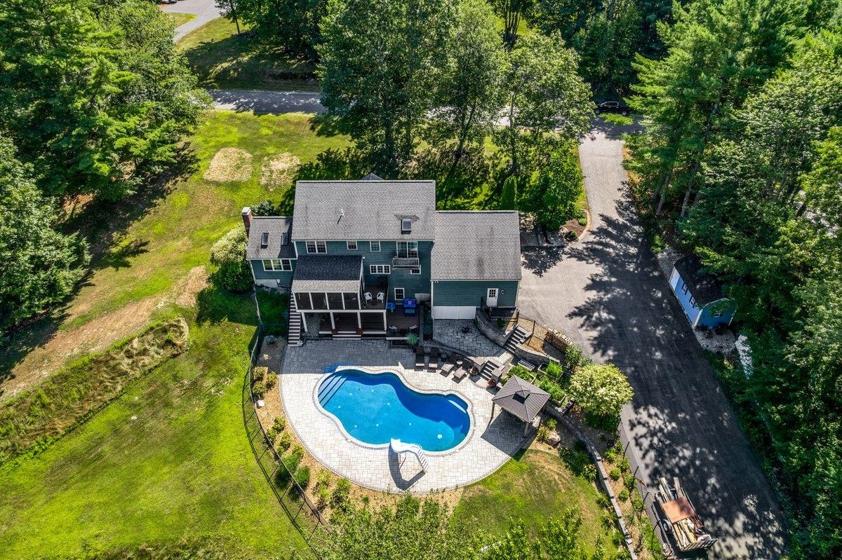 3 Chelsea Drive Bow, NH 03304 - Photo 1 of 60