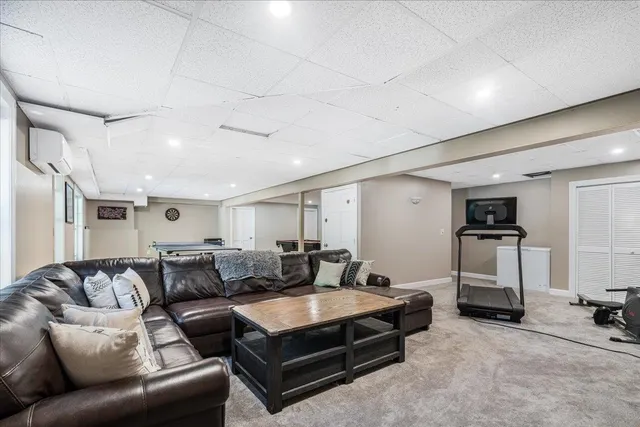 $845,000 | 3 Chelsea Drive, Bow, NH 03304