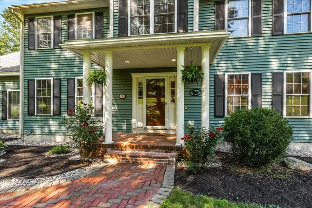 $845,000 | 3 Chelsea Drive, Bow, NH 03304