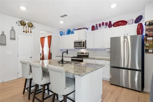 $2,500 | 196 Summit Pointe Drive, Dallas, GA 30132