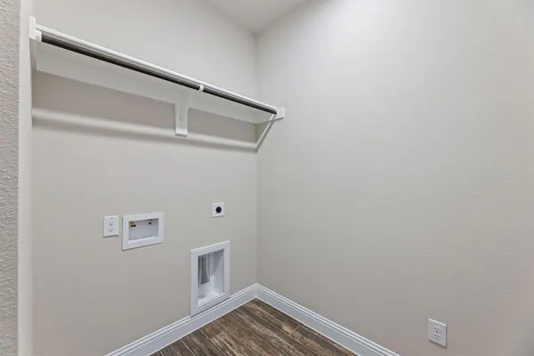 $369,900 | 2106 Briarwood Drive, Bridgeport, TX 76426