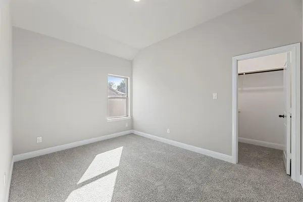 $369,900 | 2106 Briarwood Drive, Bridgeport, TX 76426