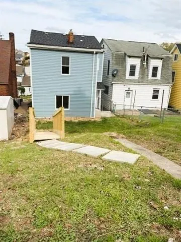 $1,995 | 1218 Rodgers Street, Pittsburgh, PA 15207