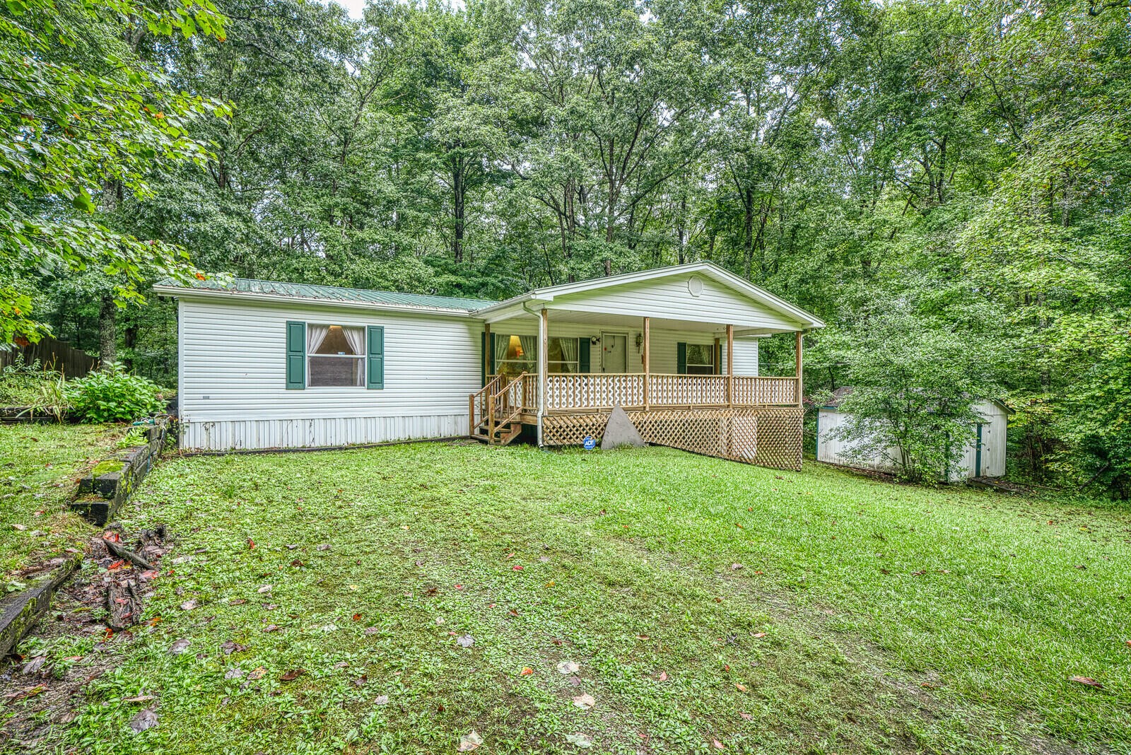 135 Joe Voiles Road Jamestown, TN 38556 - Photo 3 of 36 Gallery Image 3