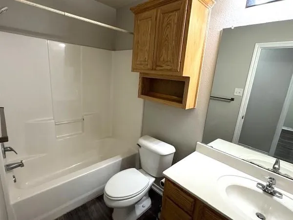 $1,550 | 507 Maple Street, Unit B, Aubrey, TX 76227