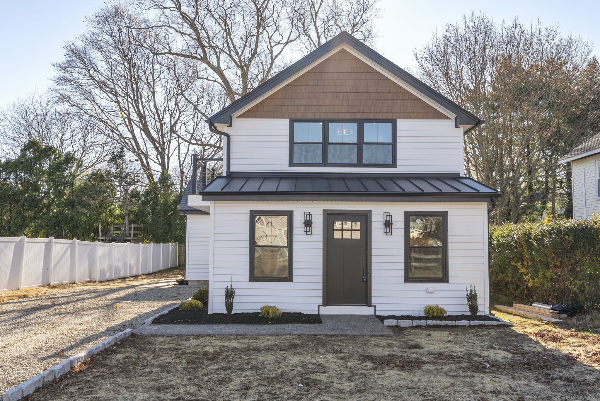 23 Clinton Avenue Old Saybrook, CT 06475 - Photo 4 of 34
