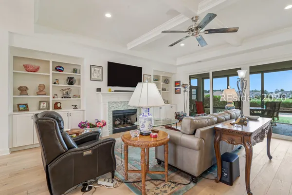 $1,575,000 | 7 Reflection Point, Bluffton, SC 29910