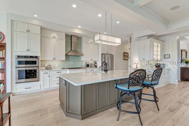 $1,635,000 | 7 Reflection Point, Bluffton, SC 29910