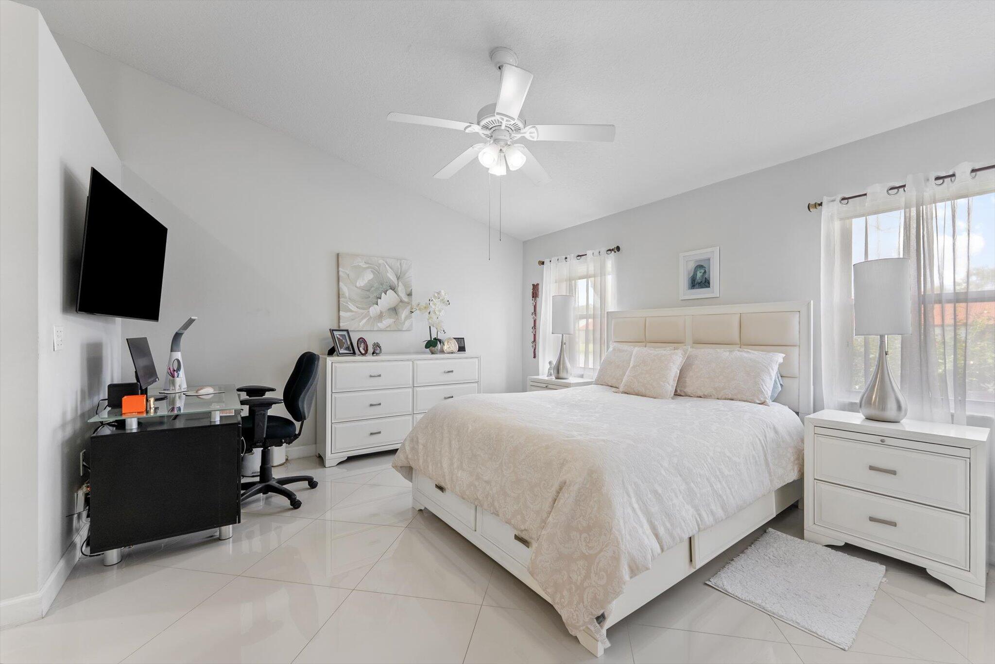 8237 Vía Di Veneto Boca Raton, FL 33496 - Photo 19 of 37 21-23