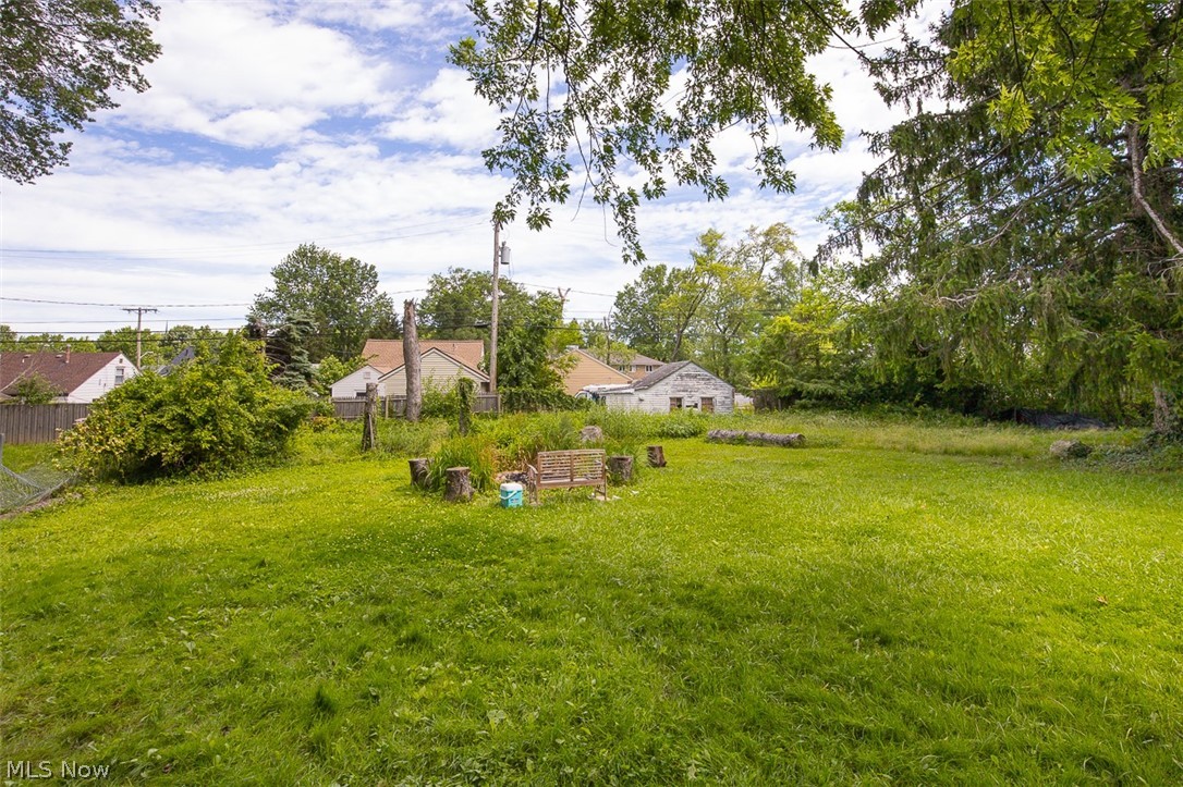 14600 Triskett Road Cleveland, OH 44111 - Photo 39 of 41