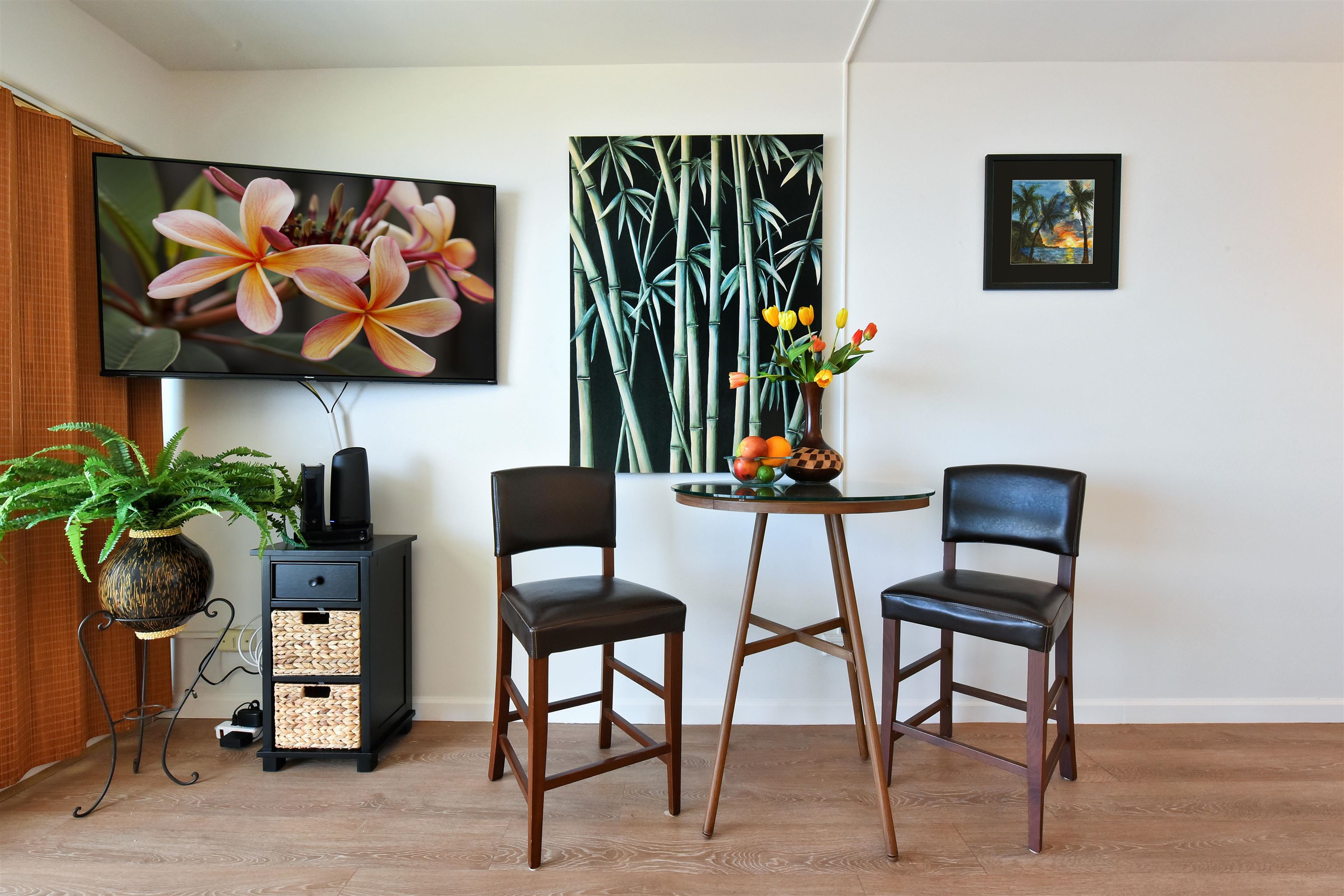 1403 Front Street, Unit 308 Lahaina, HI 96761 - Photo 18 of 35 a view of a livingroom with furniture and a potted plant