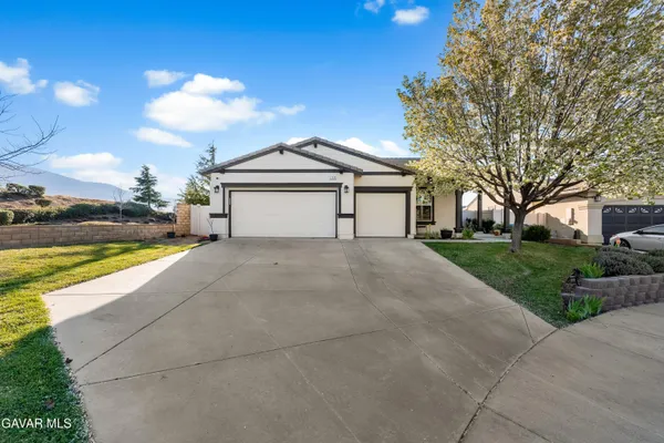 $475,000 | 1332 Cellini Court, Tehachapi, CA 93561