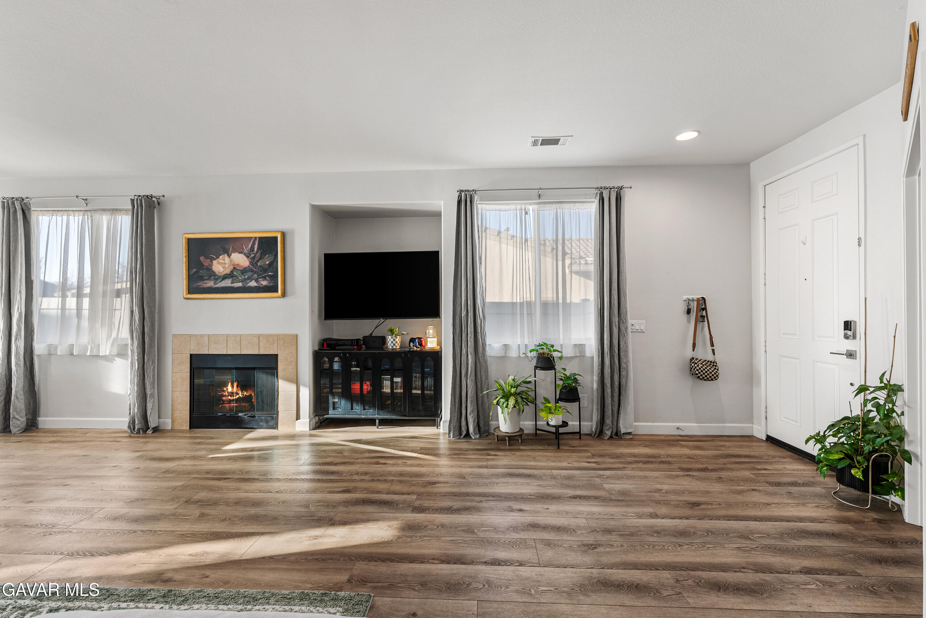 1332 Cellini Court Tehachapi, CA 93561 - Photo 11 of 49 Cellini Ct-12