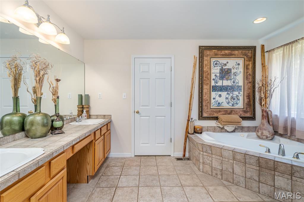 327 Hickory Spring Lane Union, MO 63084 - Photo 31 of 52