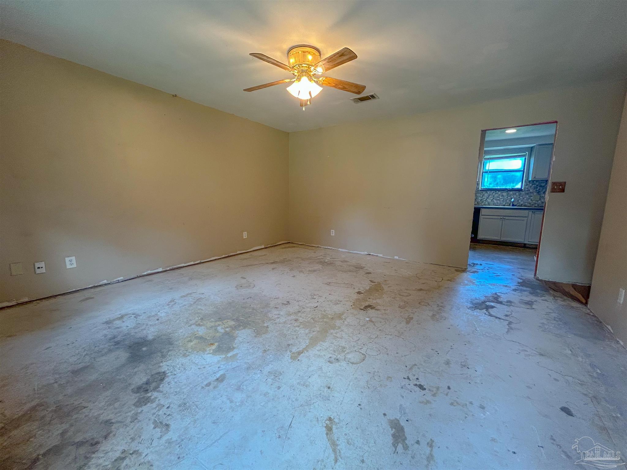 6533 Da Lisa Road Milton, FL 32583 - Photo 11 of 31