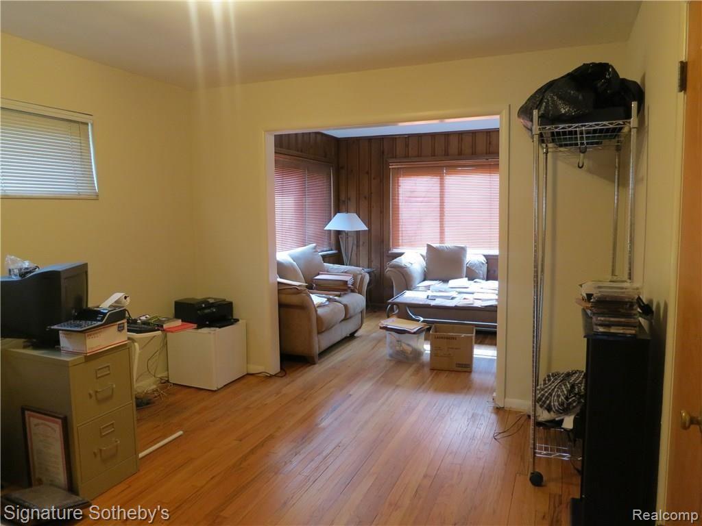 20651 Stratford Road Detroit, MI 48221 - Photo 3 of 6