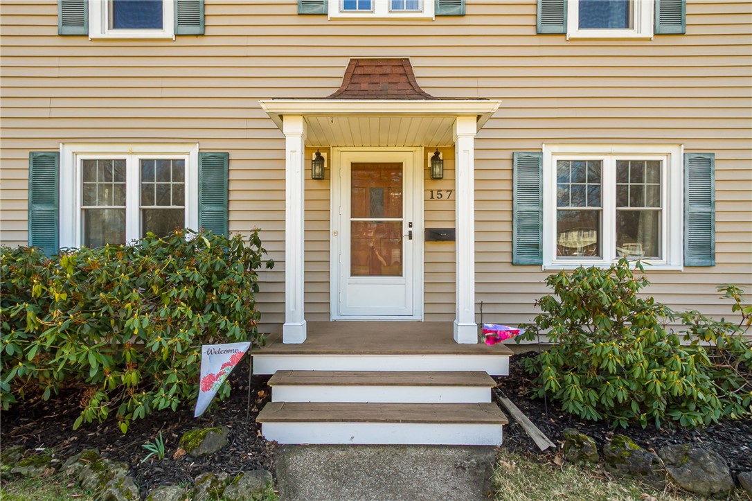 157 Daley Boulevard Irondequoit, NY 14617 - Photo 3 of 41