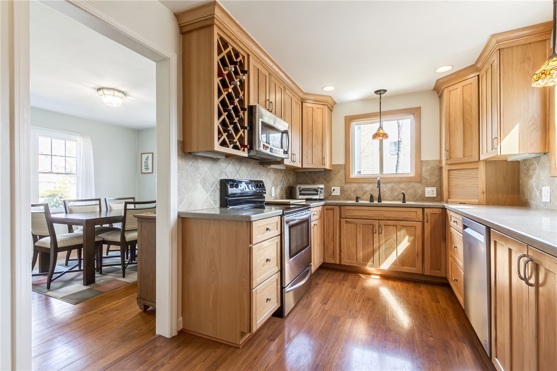 157 Daley Boulevard Irondequoit, NY 14617 - Photo 9 of 41
