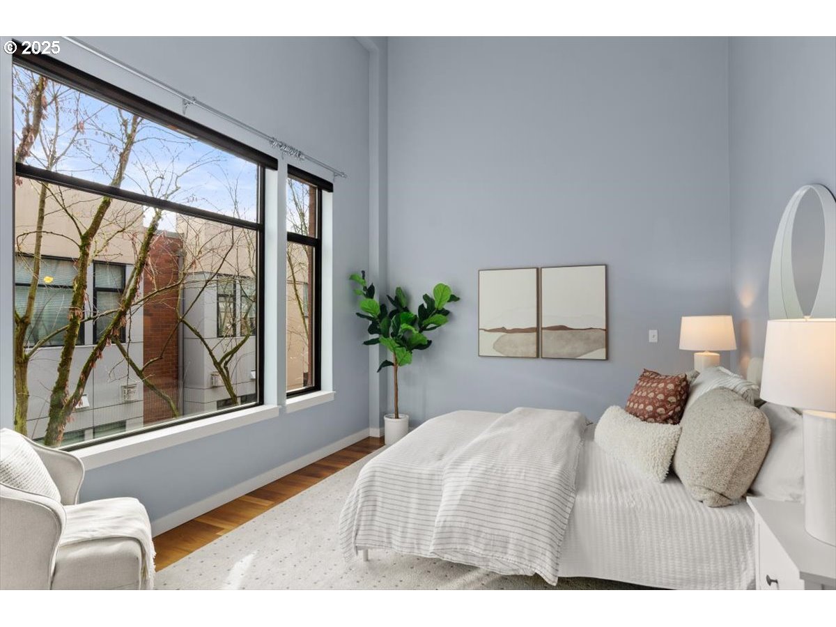 1622 Northwest Riverscape Street Portland, OR 97209 - Photo 18 of 40 Gallery Image 18