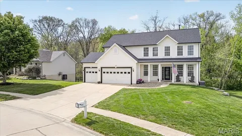 $474,900 | 150 Silverstone Circle, Byrnes Mill, MO 63051