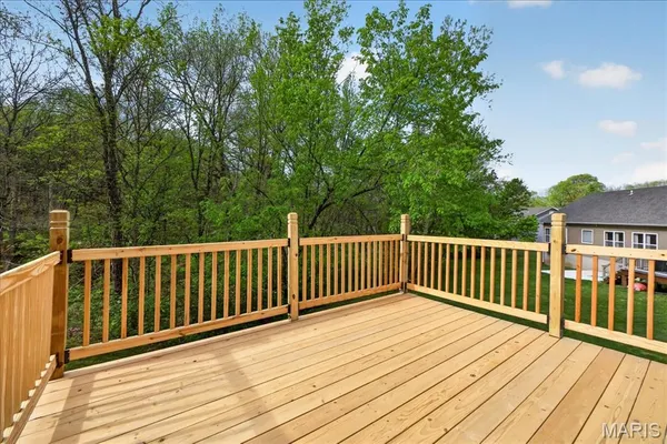 $495,000 | 150 Silverstone Circle, Byrnes Mill, MO 63051