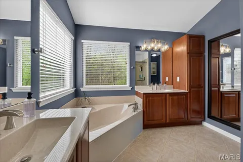 $474,900 | 150 Silverstone Circle, Byrnes Mill, MO 63051