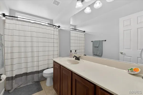 $495,000 | 150 Silverstone Circle, Byrnes Mill, MO 63051