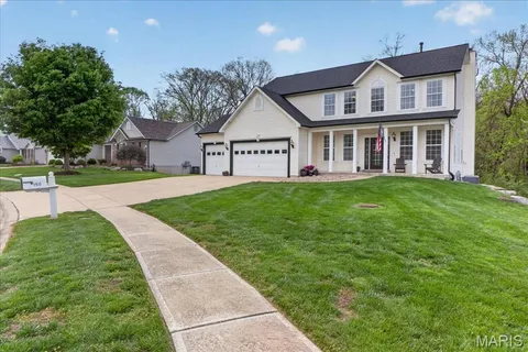 $474,900 | 150 Silverstone Circle, Byrnes Mill, MO 63051
