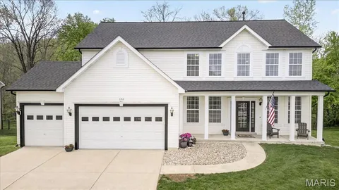 $474,900 | 150 Silverstone Circle, Byrnes Mill, MO 63051