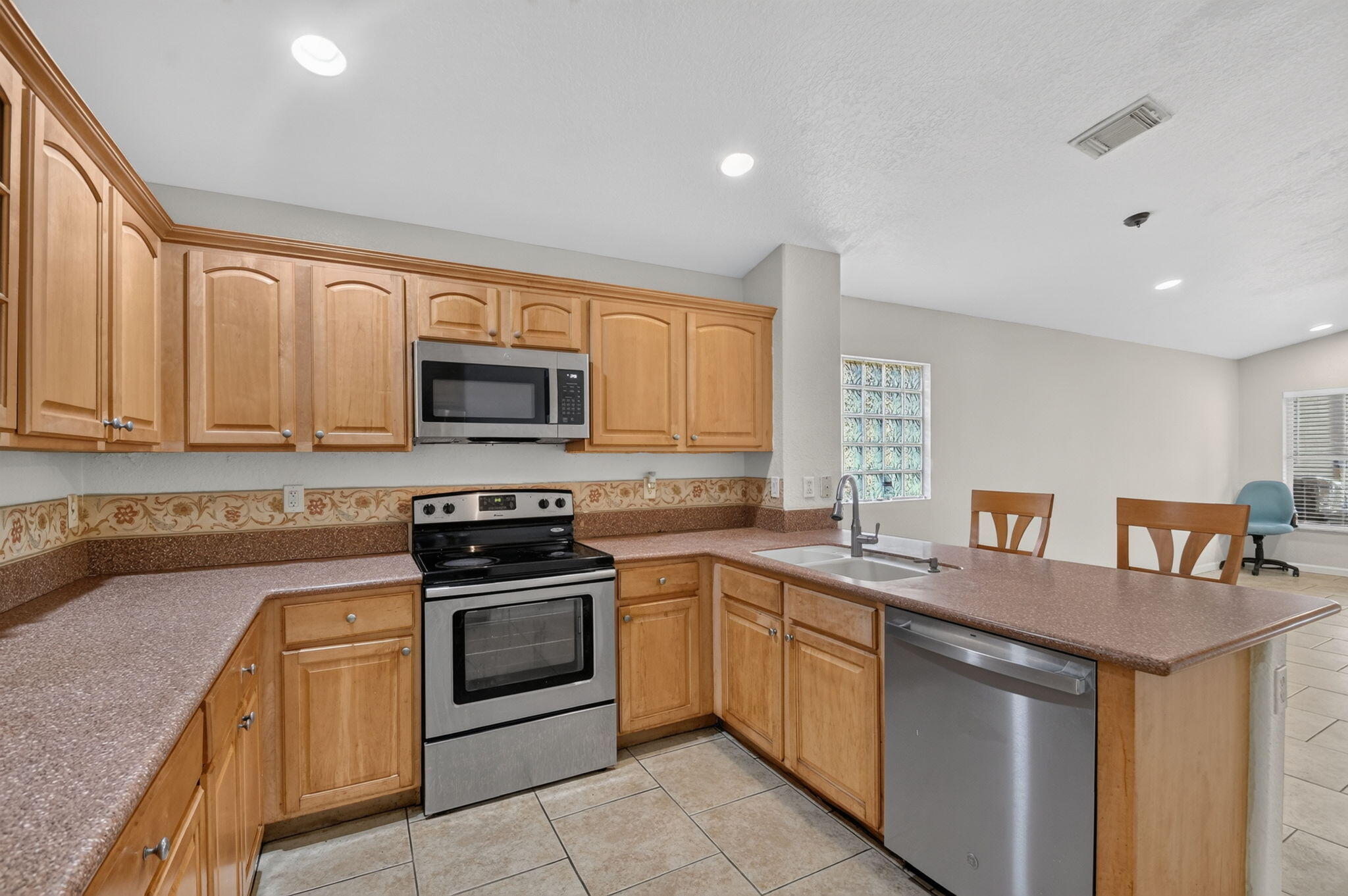 1107 Big Torch Street Riviera Beach, FL 33407 - Photo 9 of 69 11-web-or-mls-DSC_4901