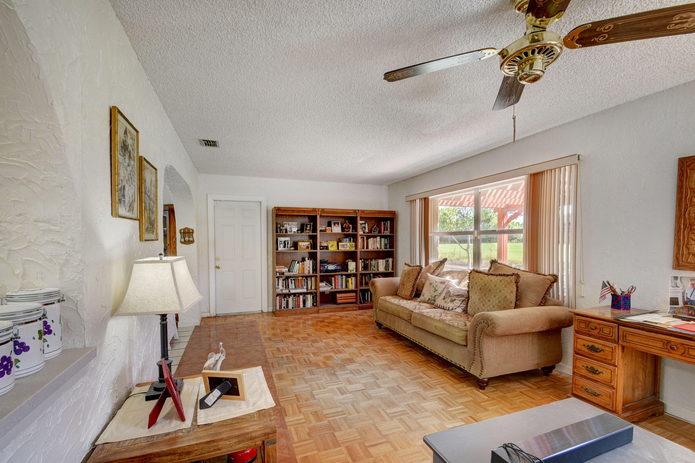 7244 Pine Forest Circle Lake Worth, FL 33467 - Photo 13 of 33 21_house (21)