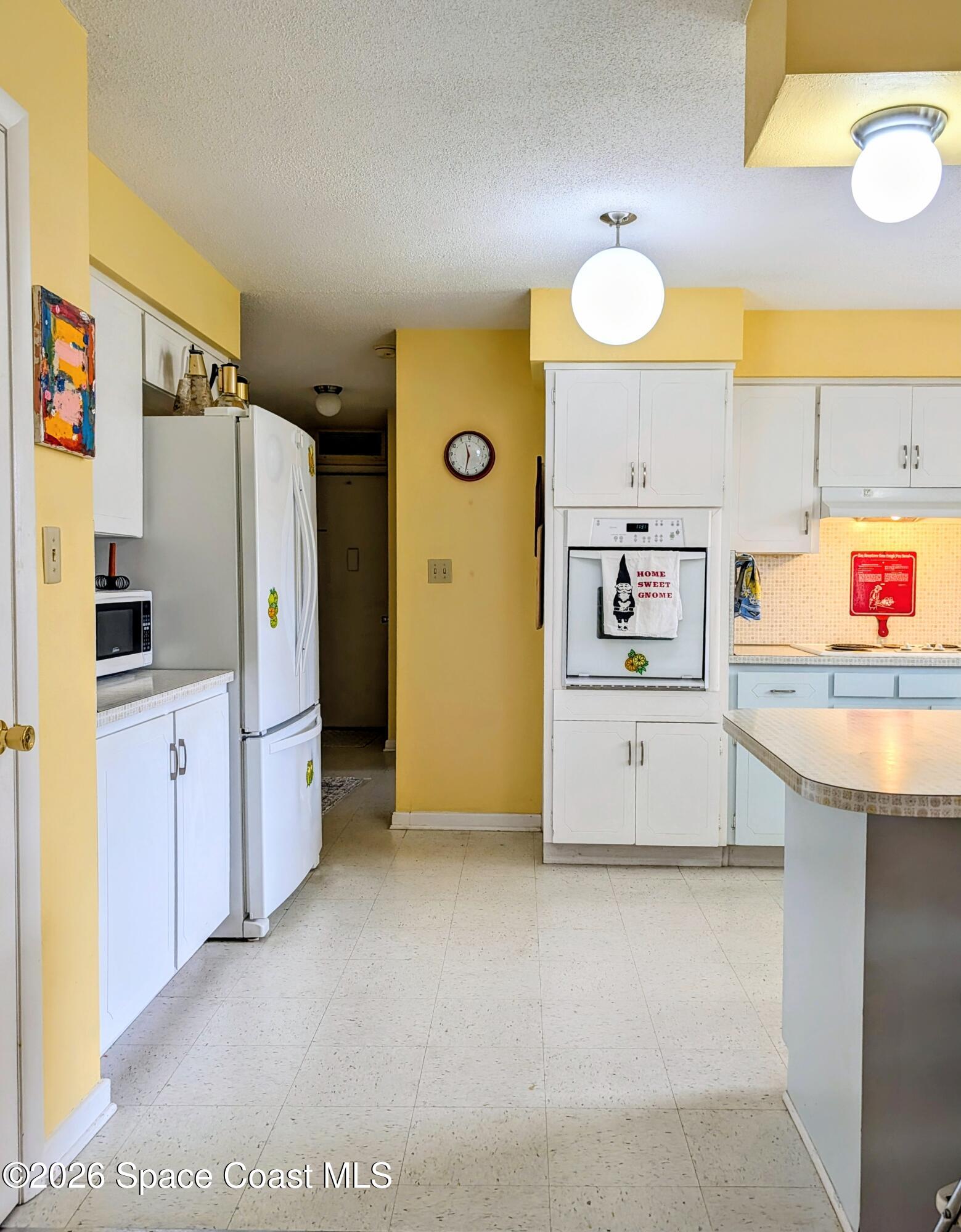 615 Oak Ridge Drive Indialantic, FL 32903 - Photo 15 of 65 Kitchen
