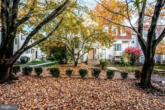 Exterior (Front)