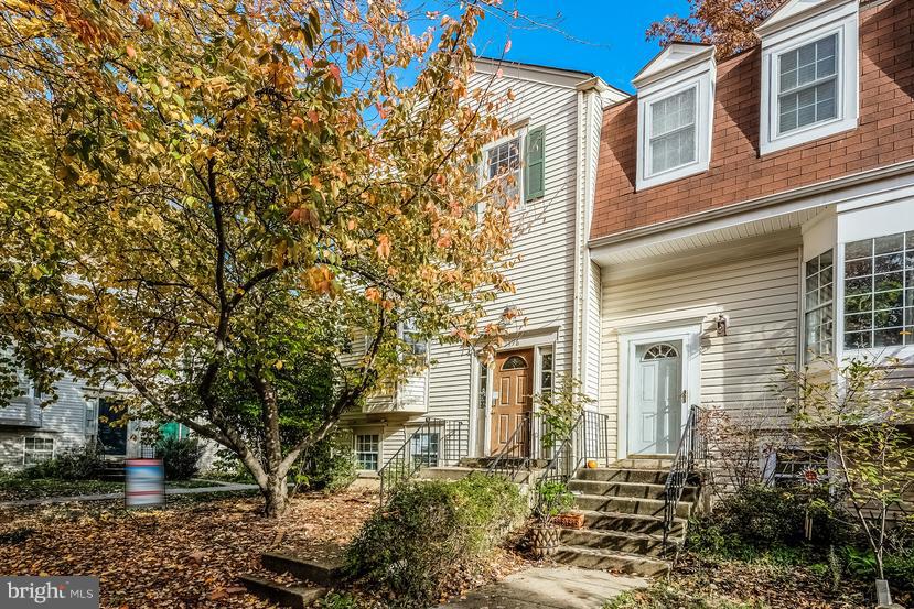 2396 Ridgehampton Court Reston, VA 20191 - Photo 2 of 15 Exterior (General)