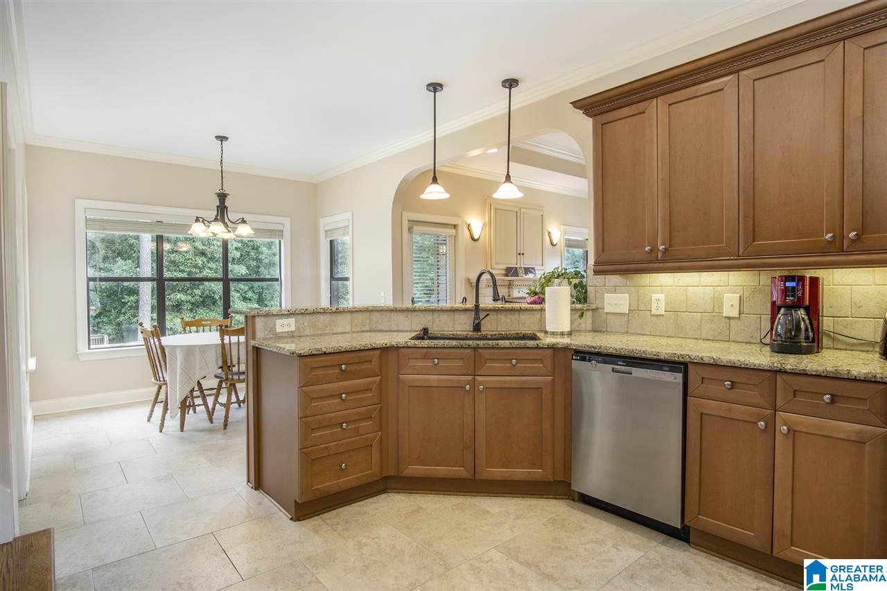 253 Thoroughbred Lane Alabaster, AL 35007 - Photo 11 of 38