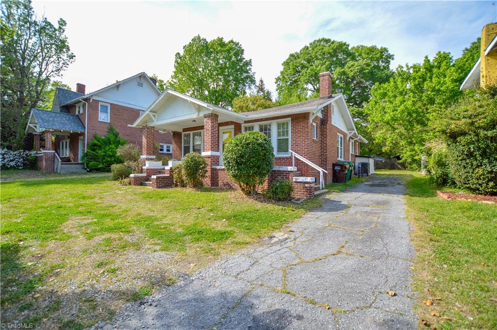 705 West Lexington Avenue High Point, NC 27262 - Photo 2 of 25