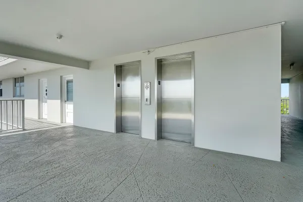 $1,895 | 6161 Northwest 2nd Avenue, Unit 520, Boca Raton, FL 33487