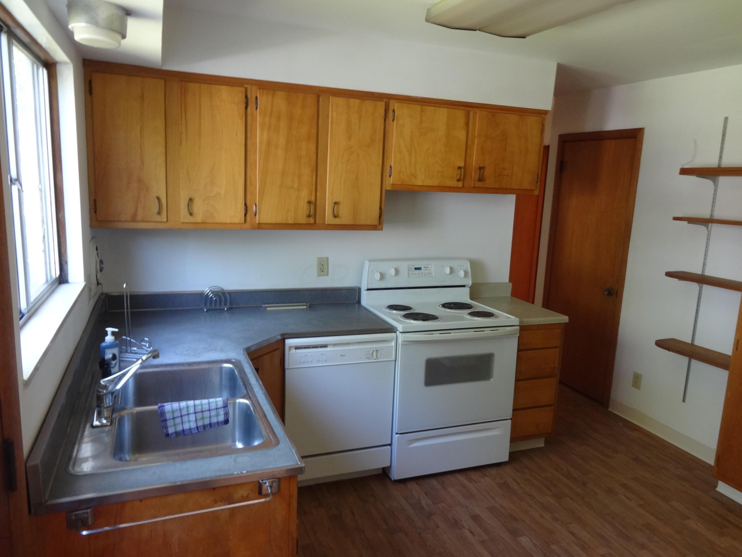 32 Chase Road Columbus, OH 43214 - Photo 5 of 33 Gallery Image 5
