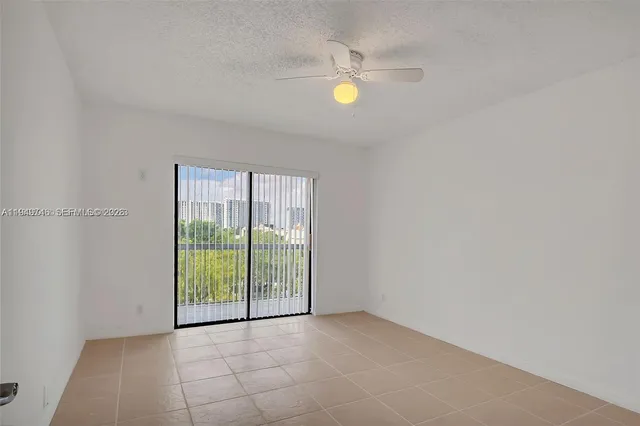 $2,000 | 8180 Geneva Court, Unit 521, Doral, FL 33166